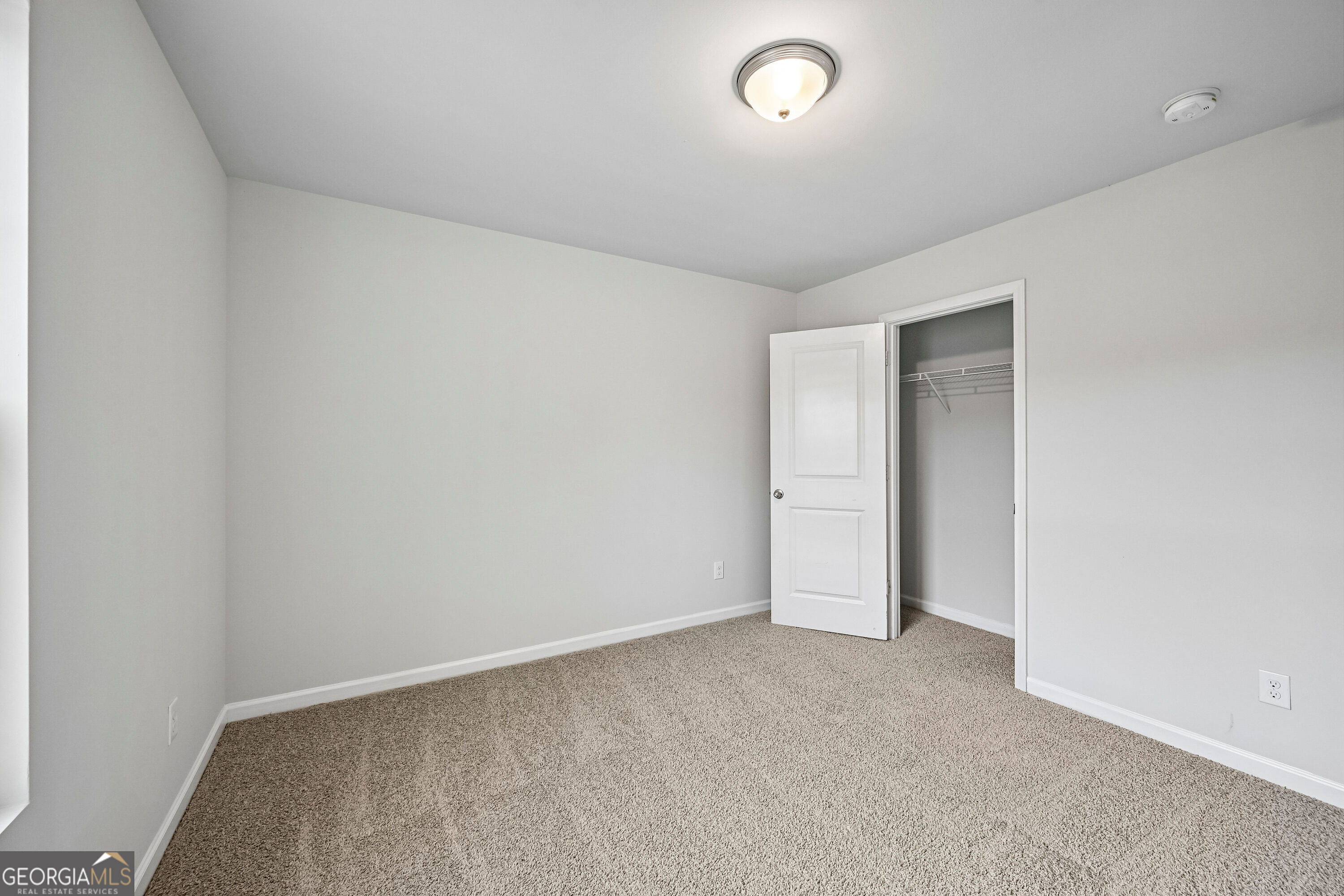 203 Scotland Drive Property Photo 5
