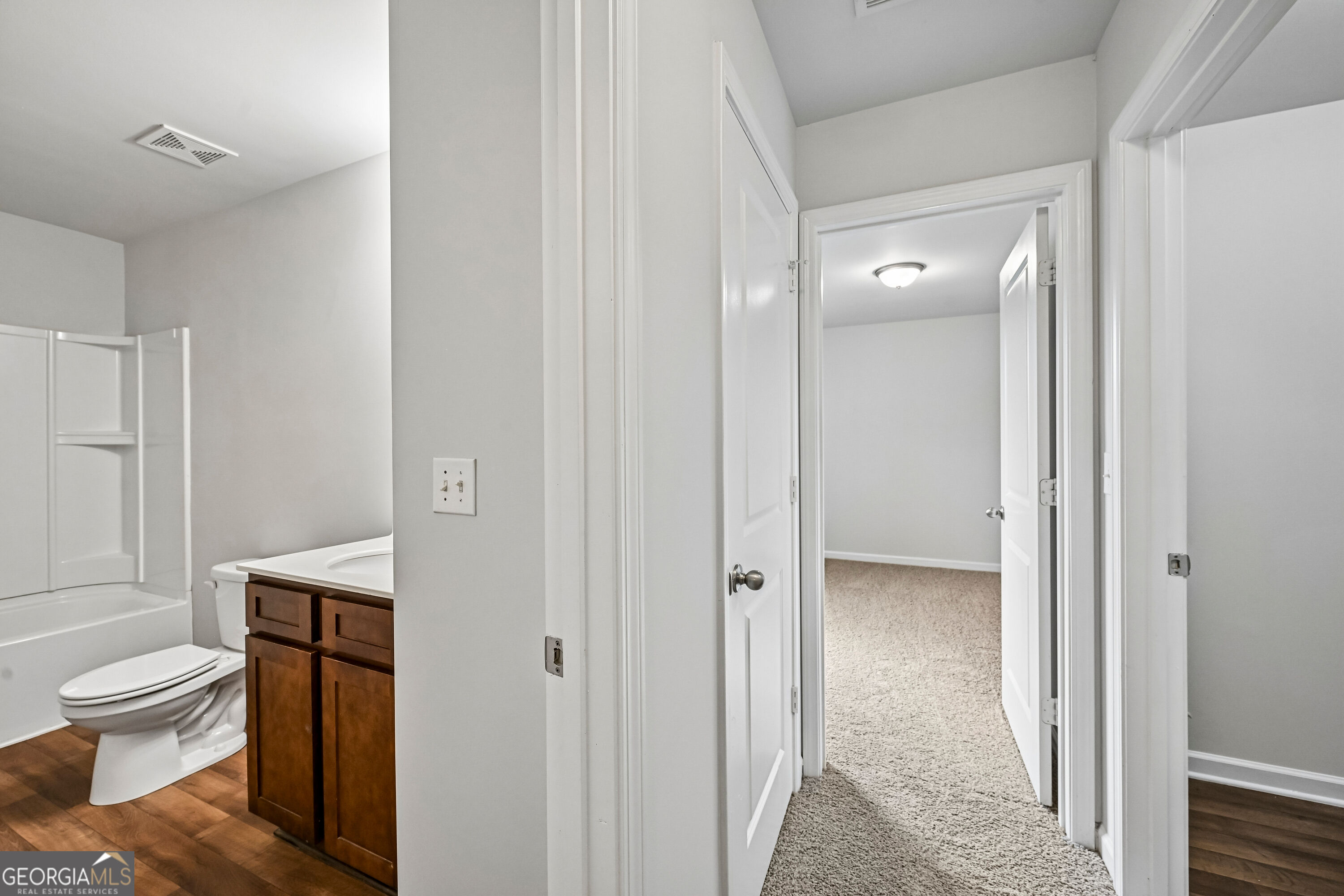 203 Scotland Drive Property Photo 11