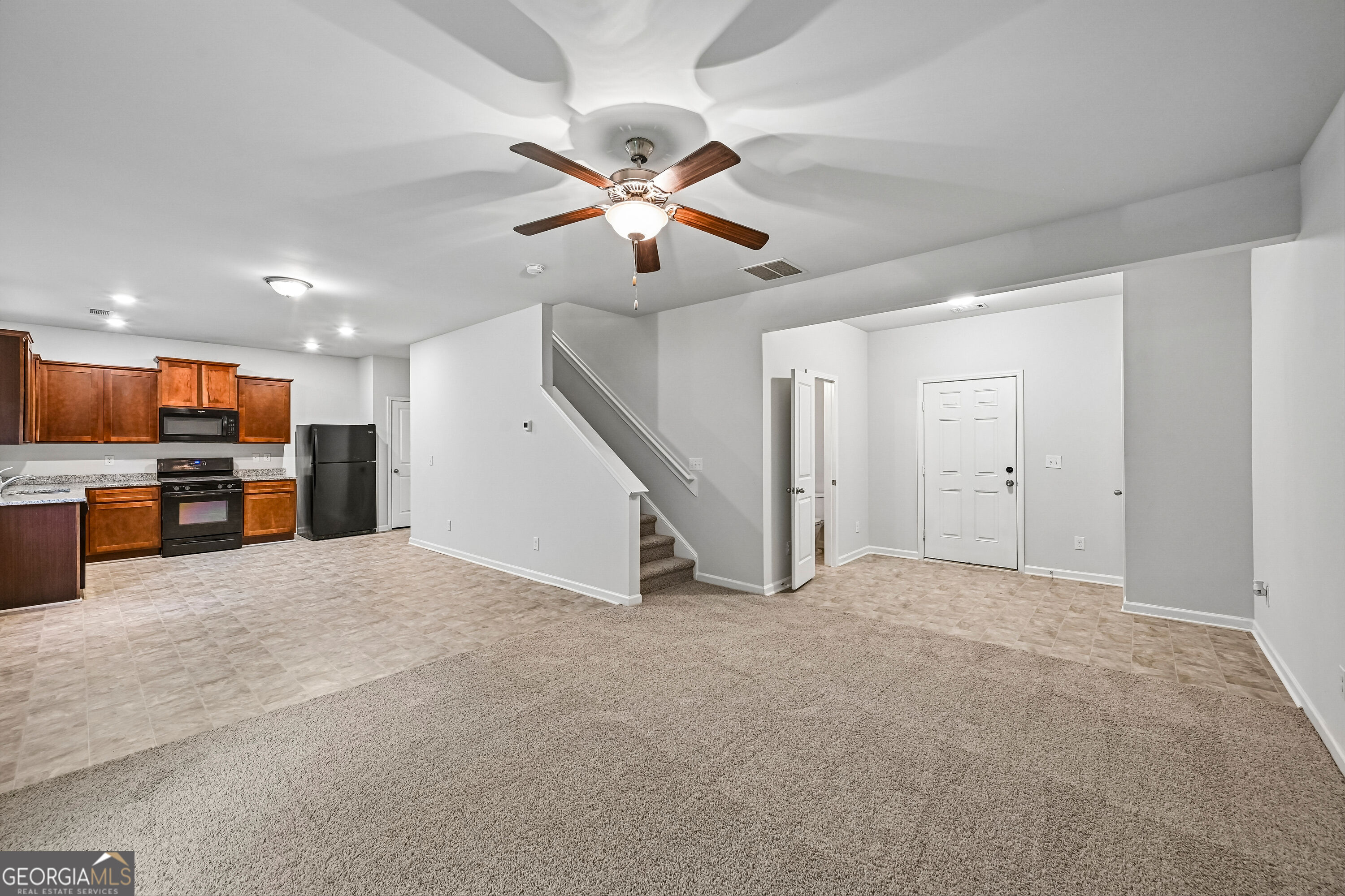 203 Scotland Drive Property Photo 15