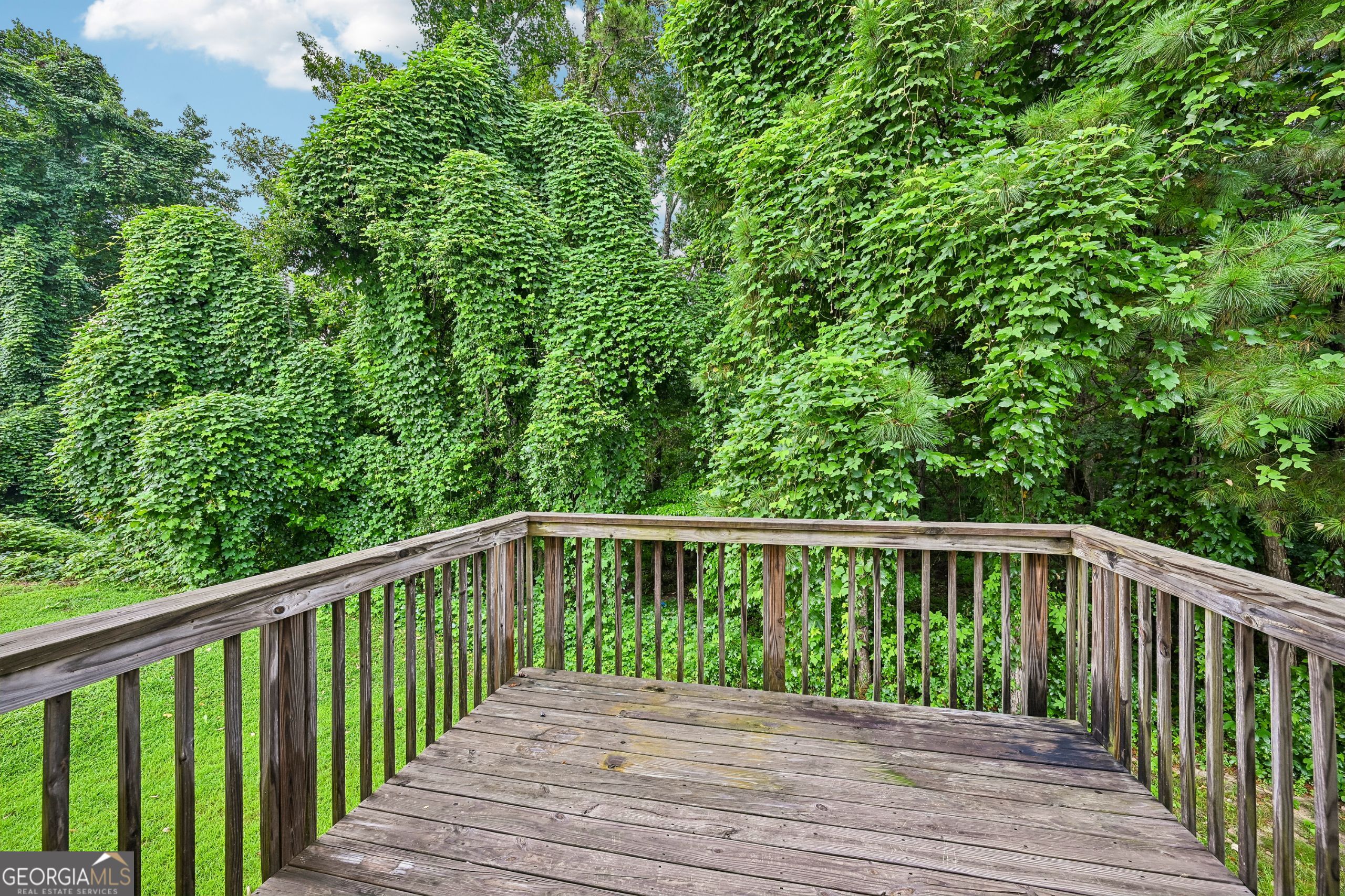 203 Scotland Drive Property Photo 24