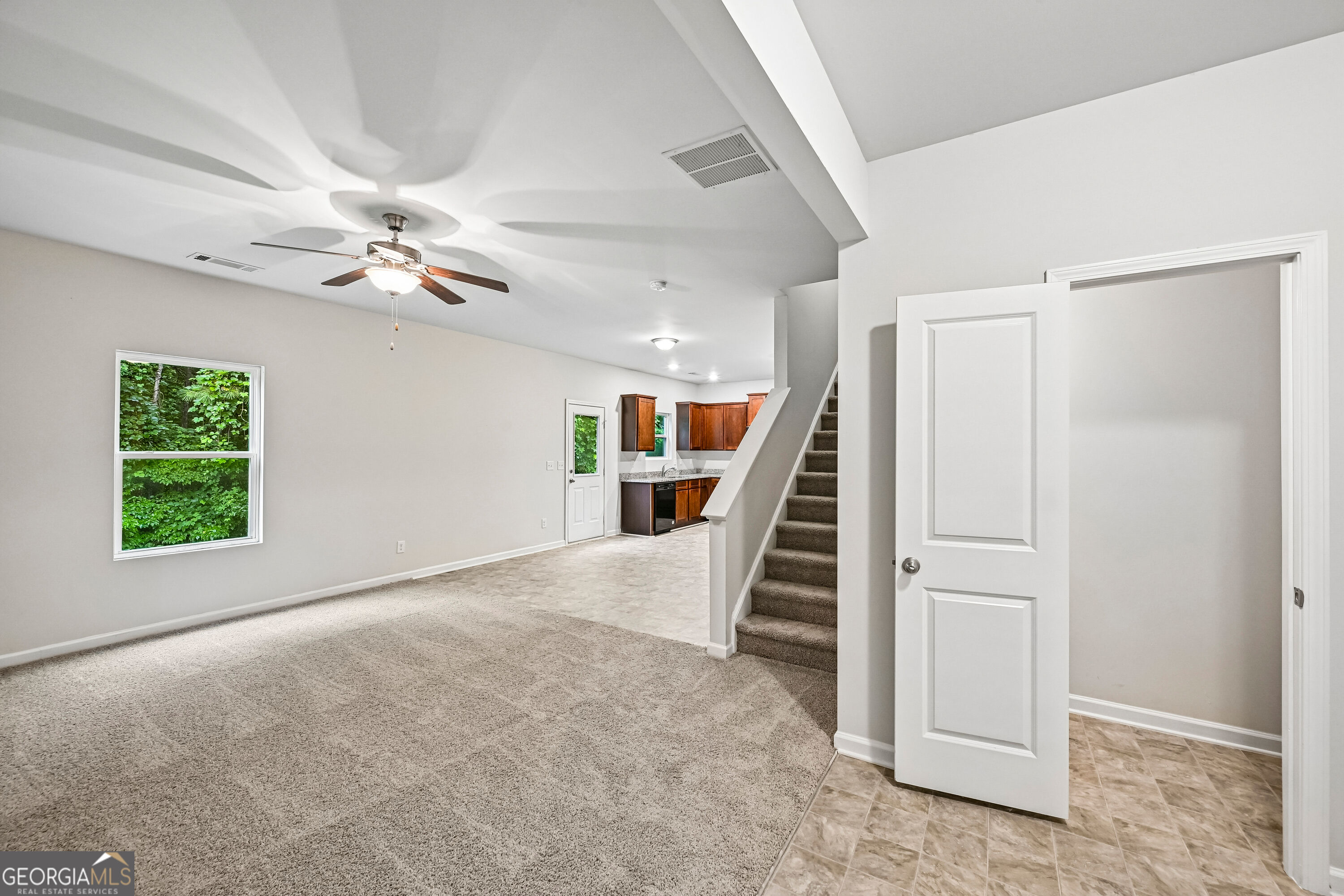 203 Scotland Drive Property Photo 27