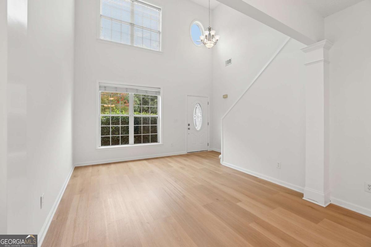 10915 Wittenridge Drive Property Photo 4