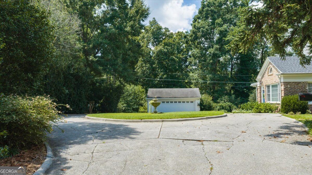 4860 Forsyth Road Property Photo 73