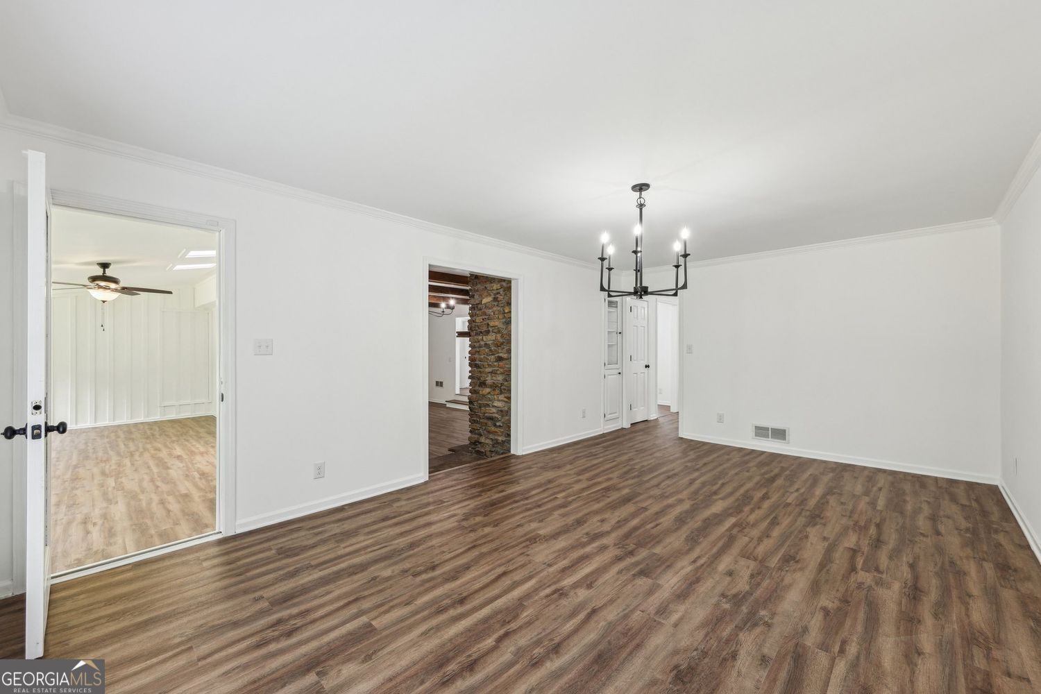2725 Glendale Drive Ne Property Photo 10