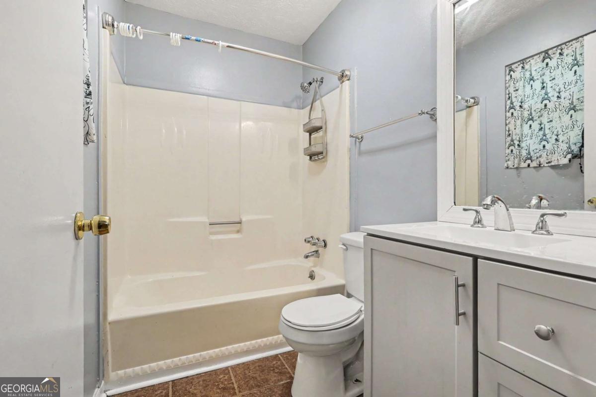 5425 Timor Trail Property Photo 5