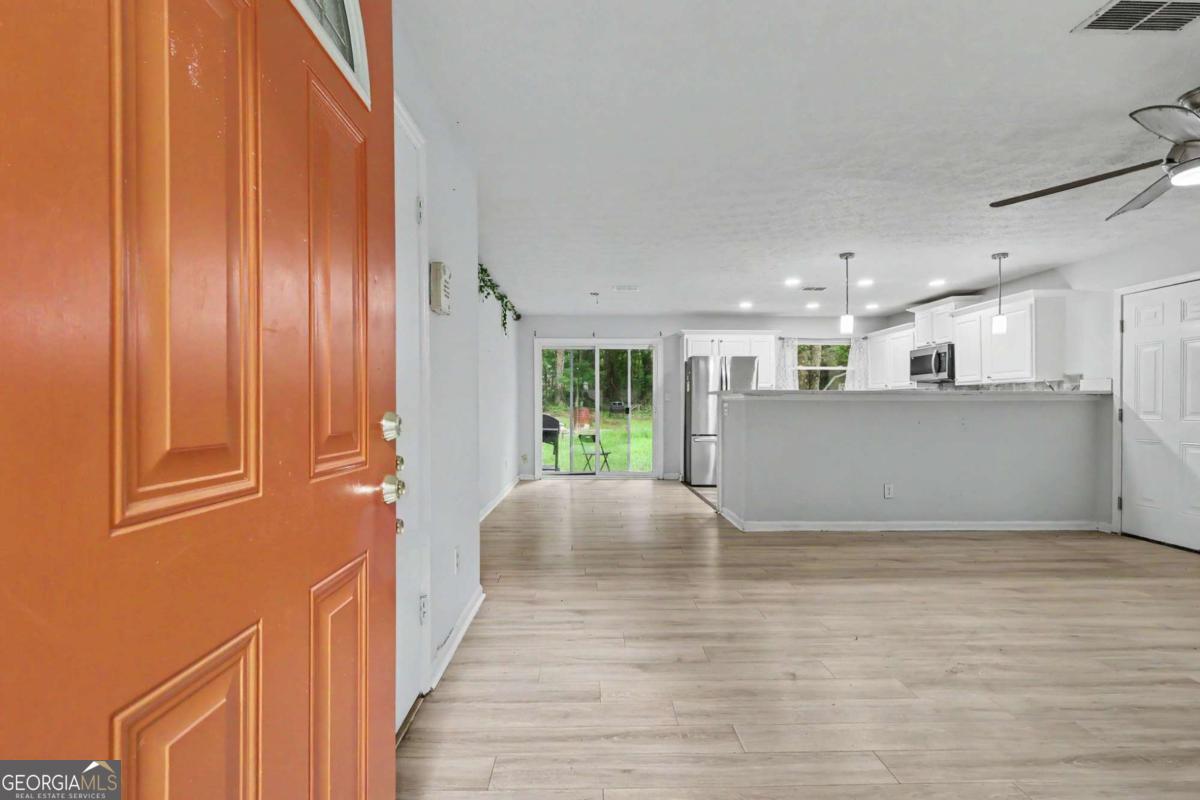 5425 Timor Trail Property Photo 10