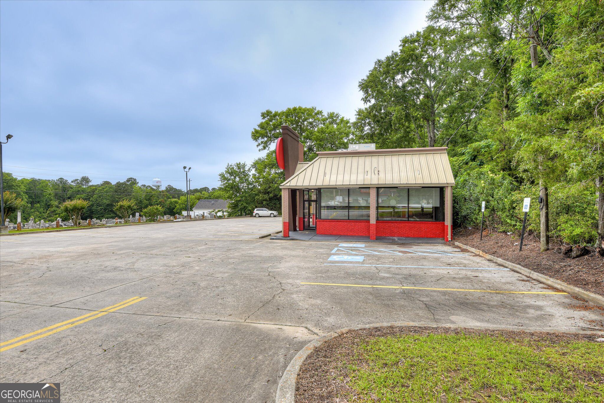 115 Elm Street Property Photo 4