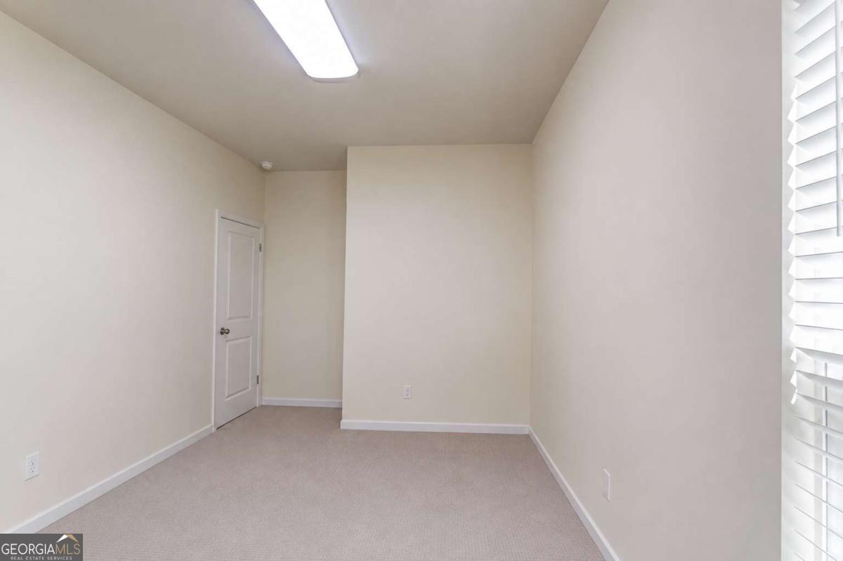 4819 Sierra Creek Drive Property Photo 20