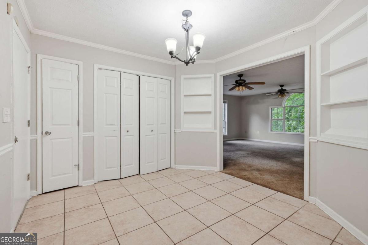 1499 Saint Dunstans Road Property Photo 17