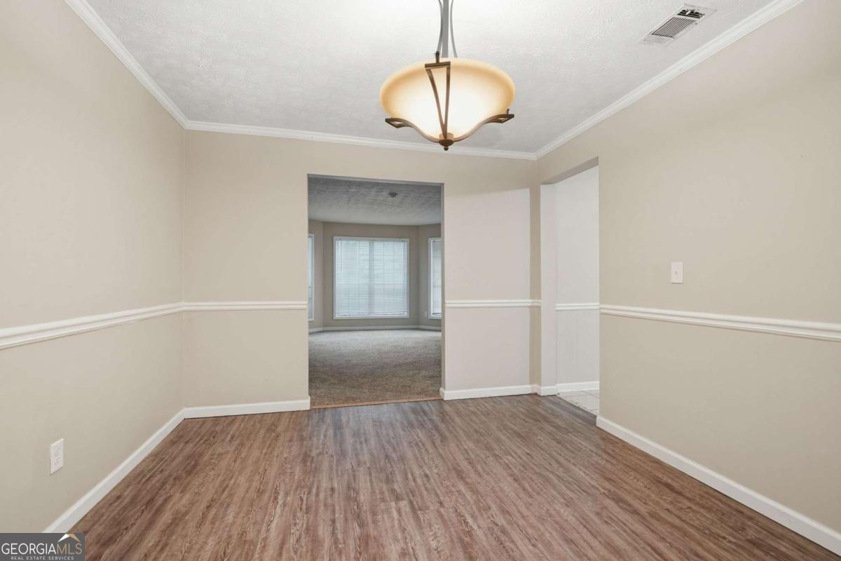 1499 Saint Dunstans Road Property Photo 19