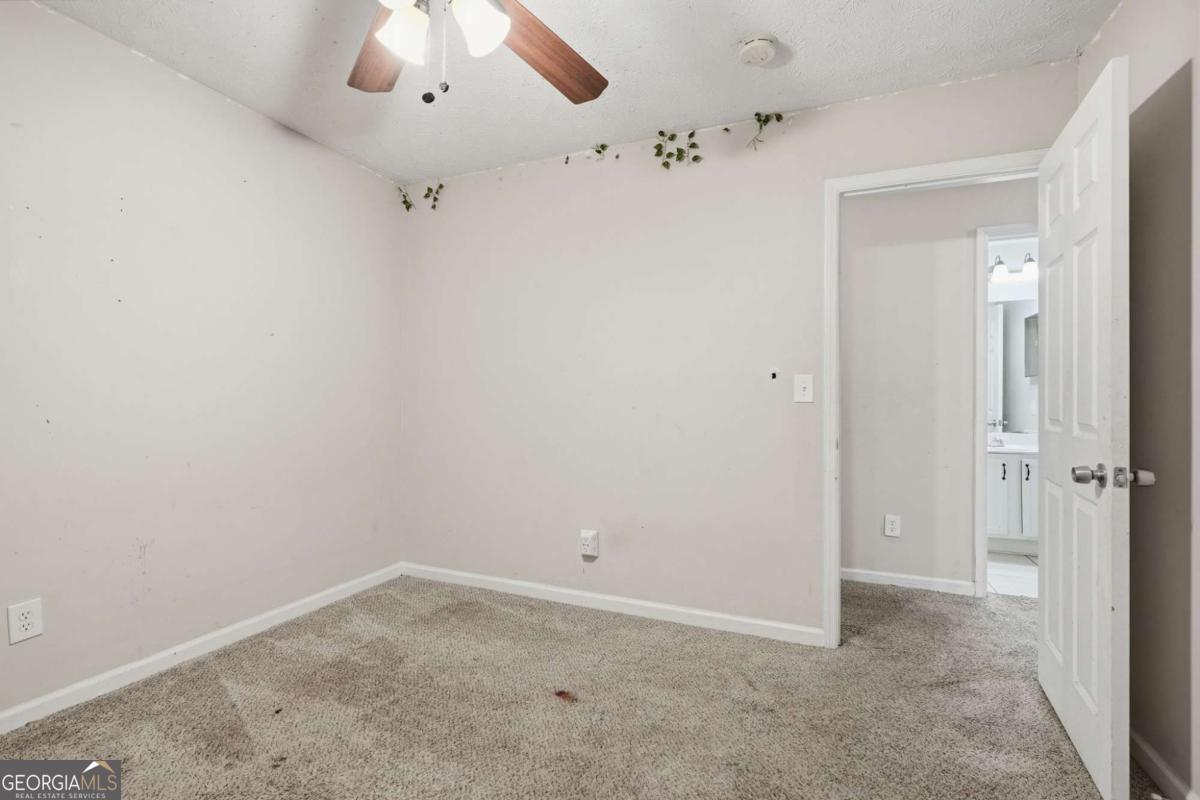 1499 Saint Dunstans Road Property Photo 25