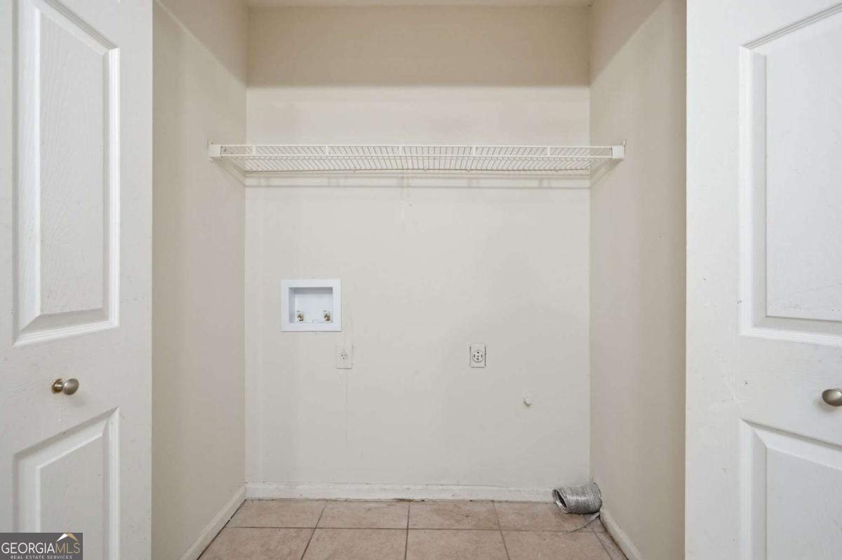 1499 Saint Dunstans Road Property Photo 33