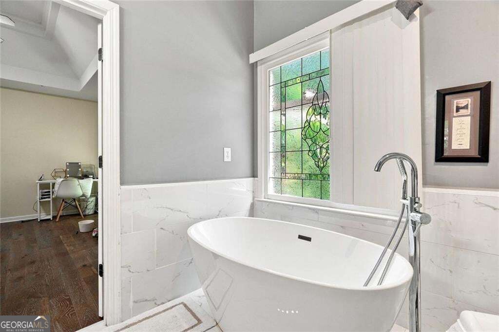 228 Meryton Circle Property Photo 18