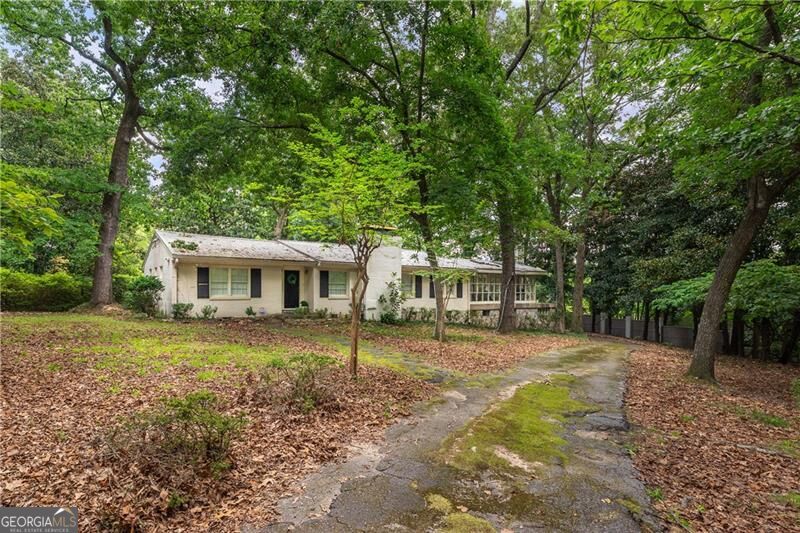 4715 Ridgeview Road Property Photo 3