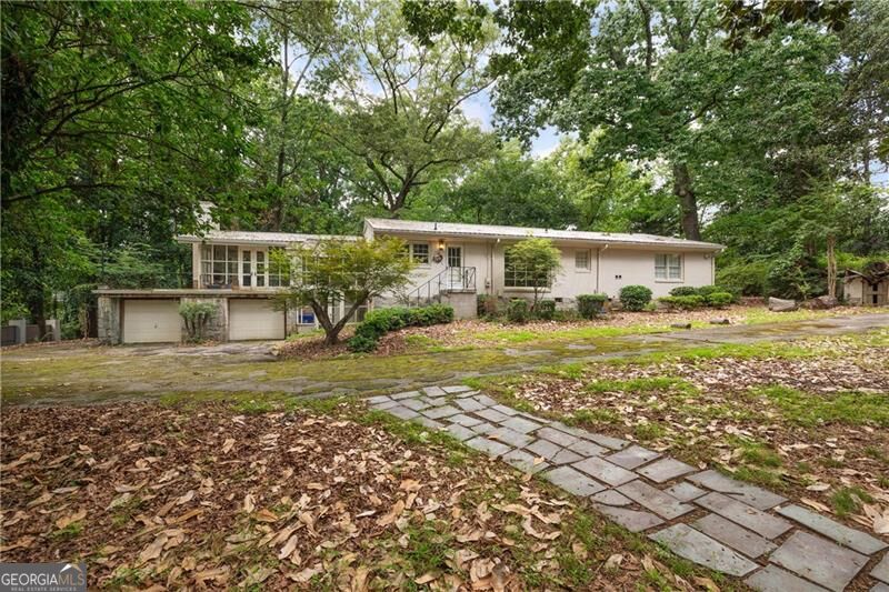 4715 Ridgeview Road Property Photo 4