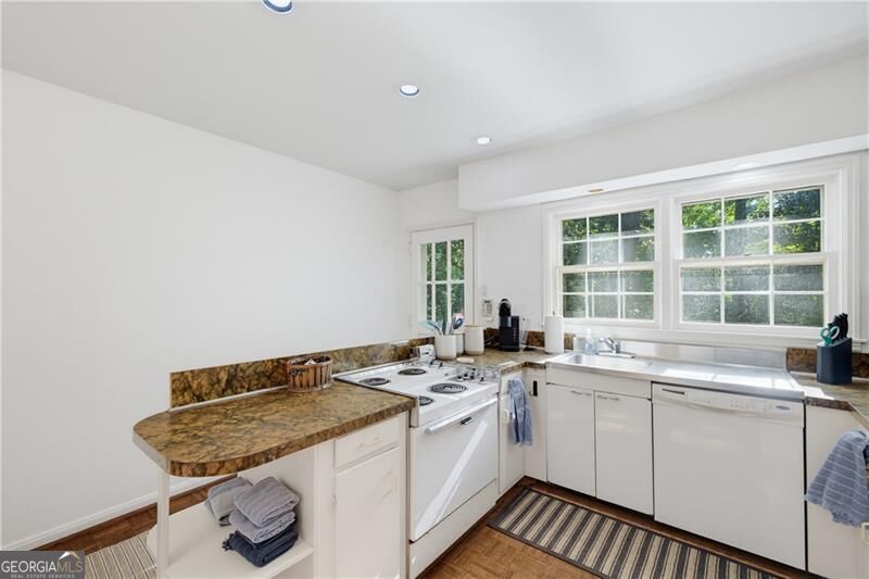 4715 Ridgeview Road Property Photo 15