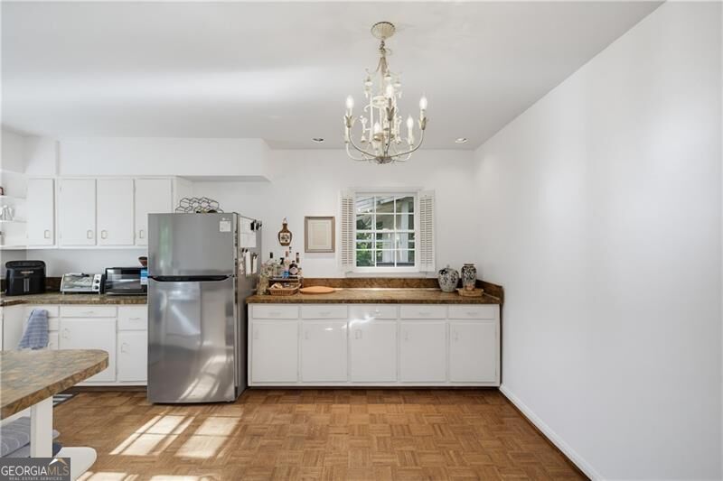4715 Ridgeview Road Property Photo 16
