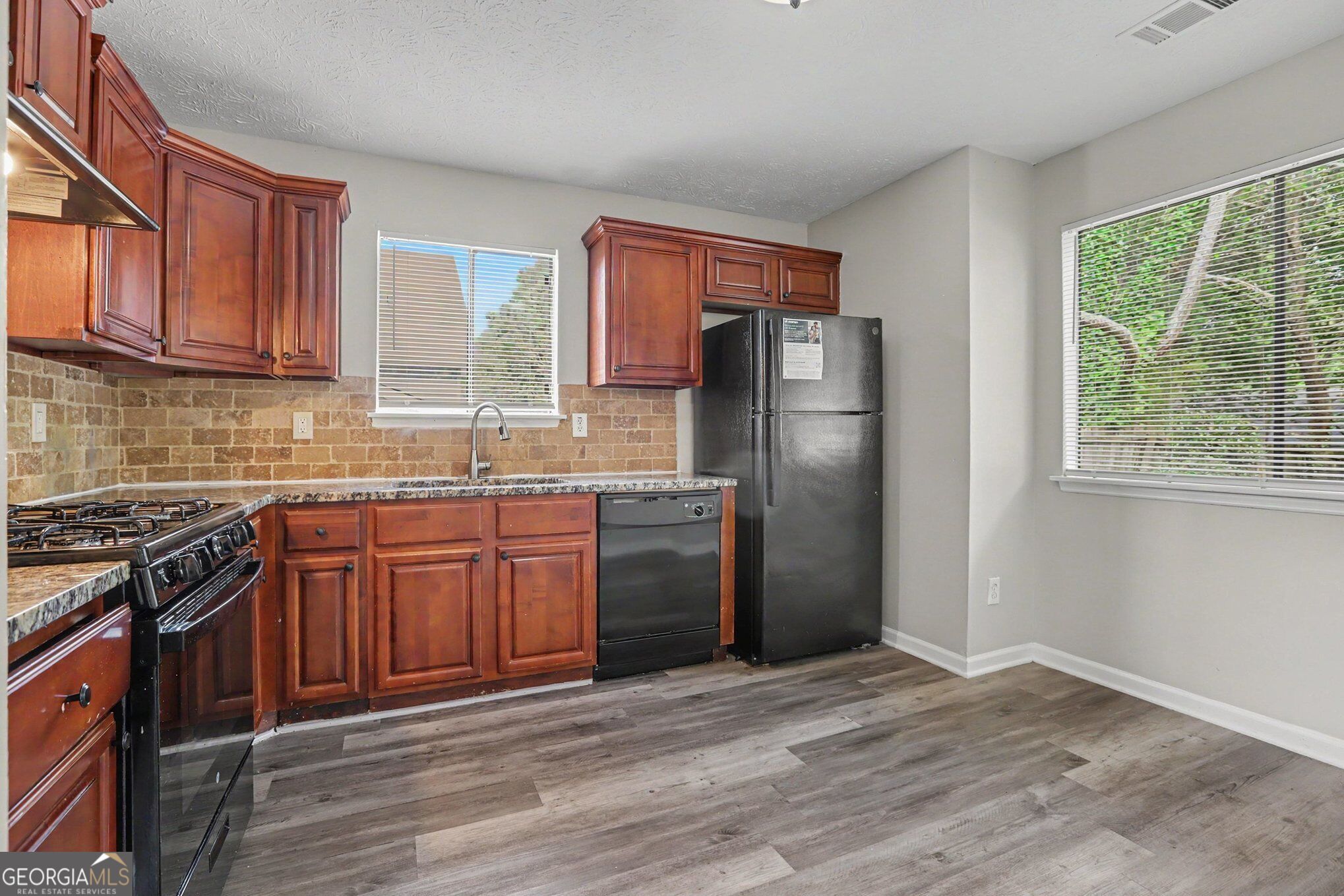 706 Durham Crossing Property Photo 8