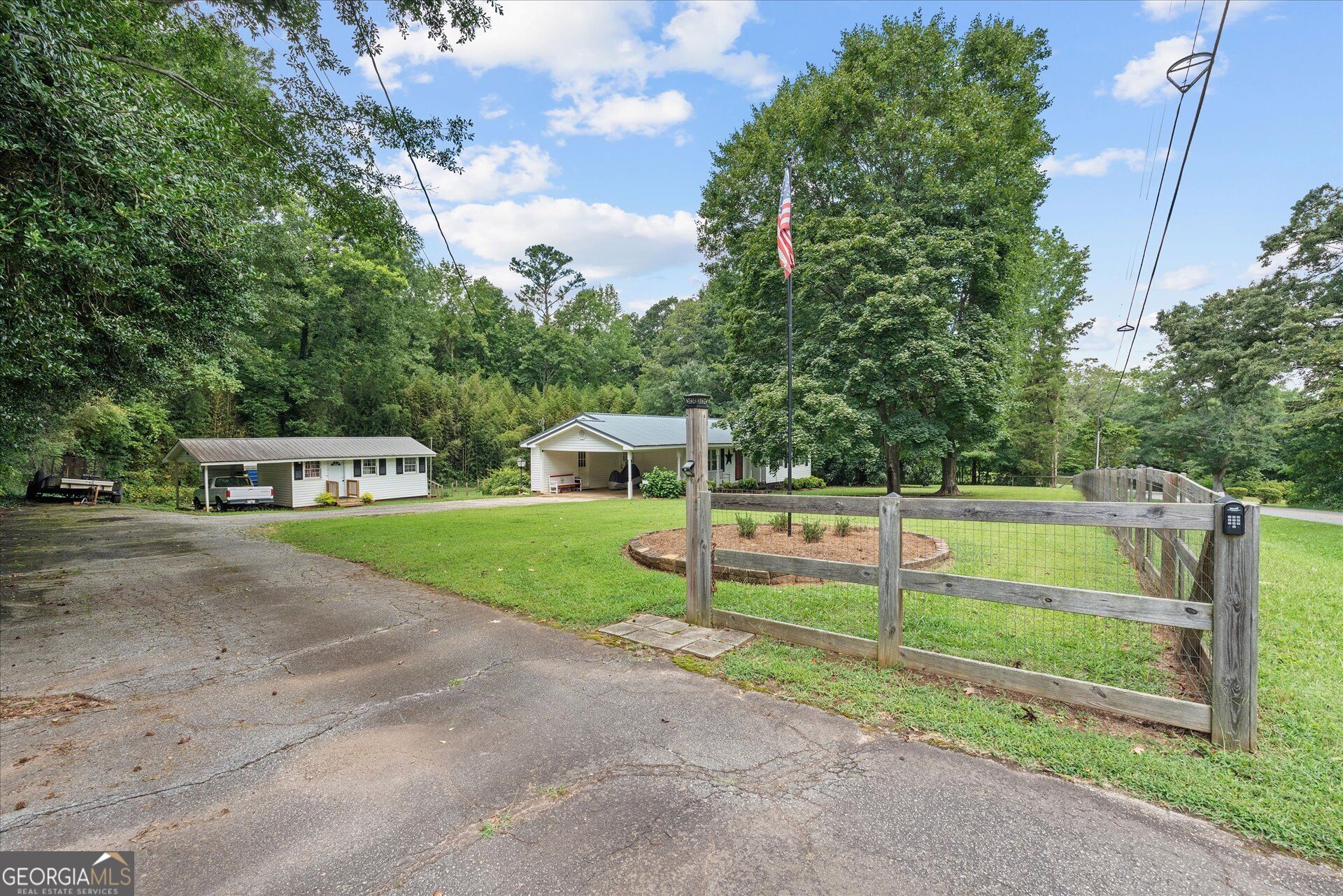 44 Davenport Mill Road Property Photo 4