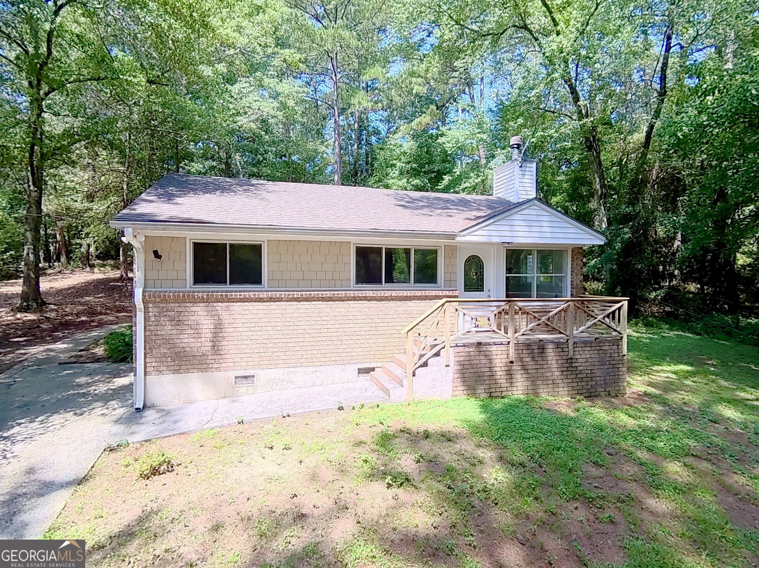 2474 Lucas Drive Ne Property Photo 1