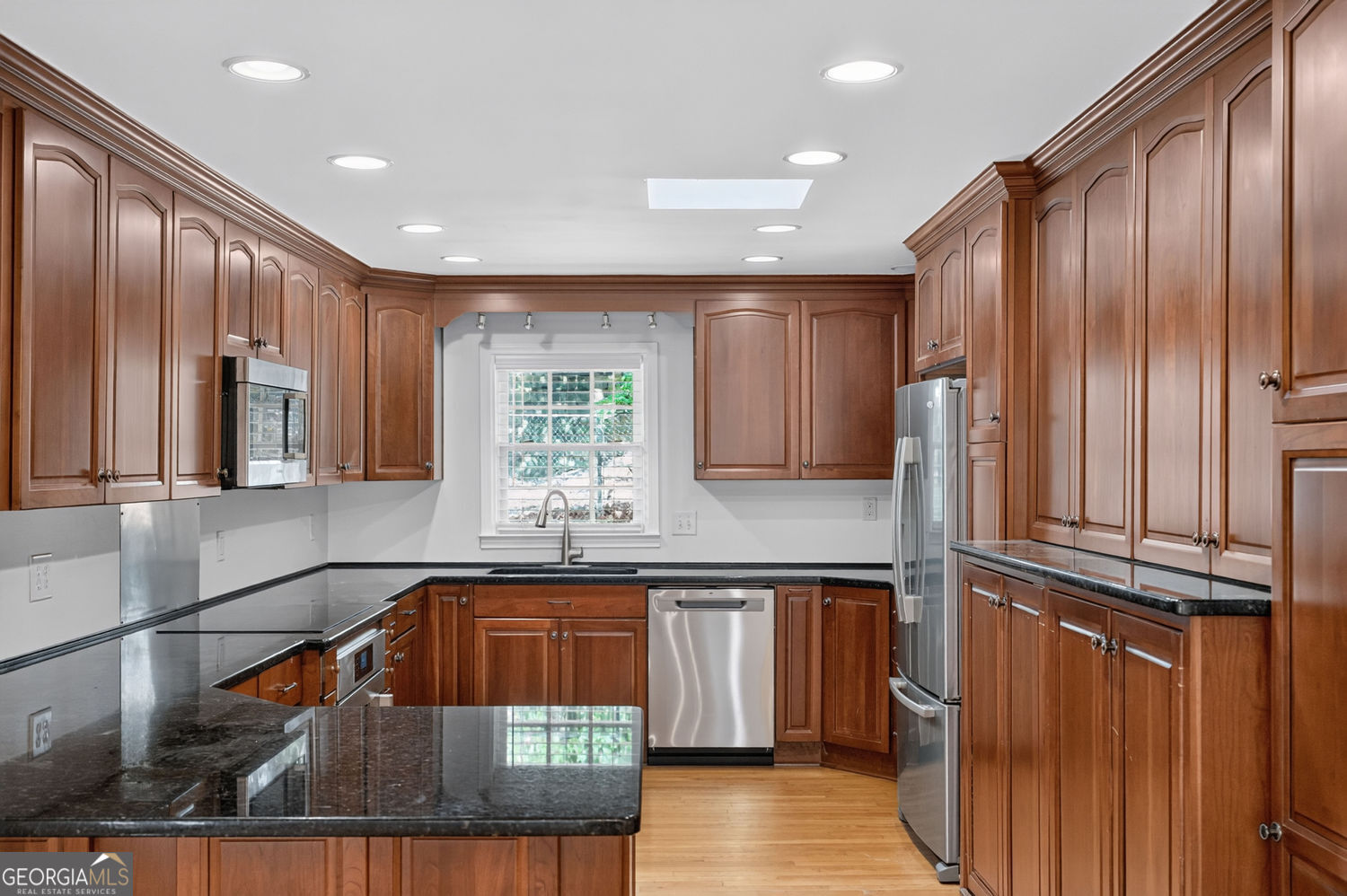 415 Forest Hills Drive Property Photo 13
