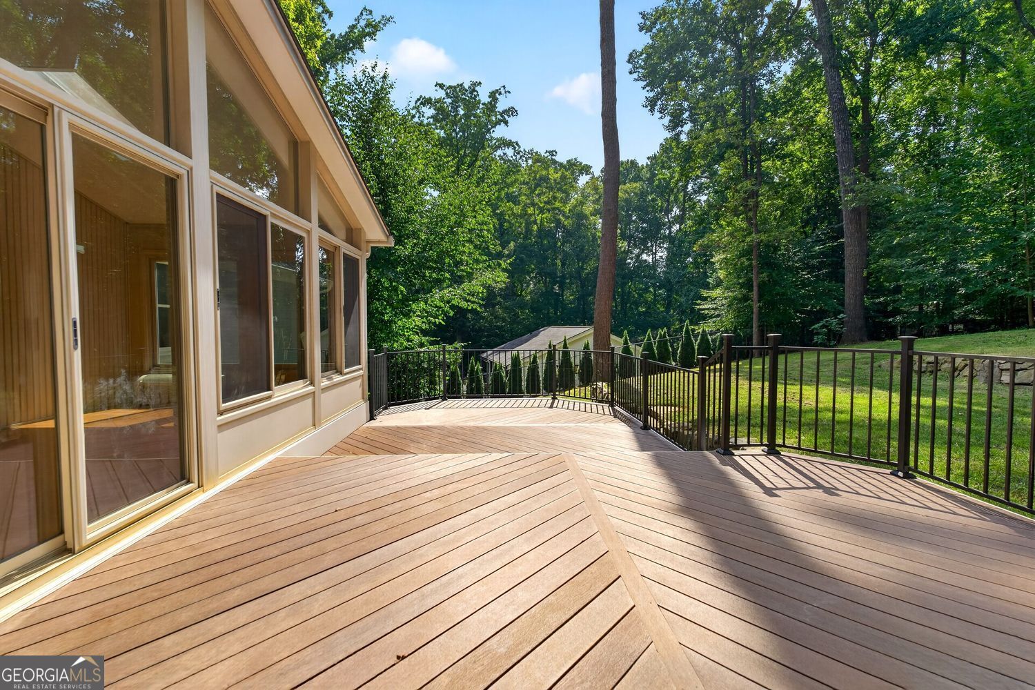 415 Forest Hills Drive Property Photo 35