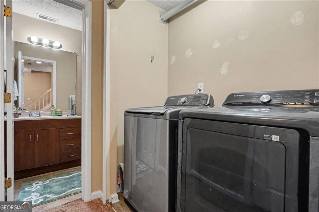 2809 Mill Lake Way Property Photo 16