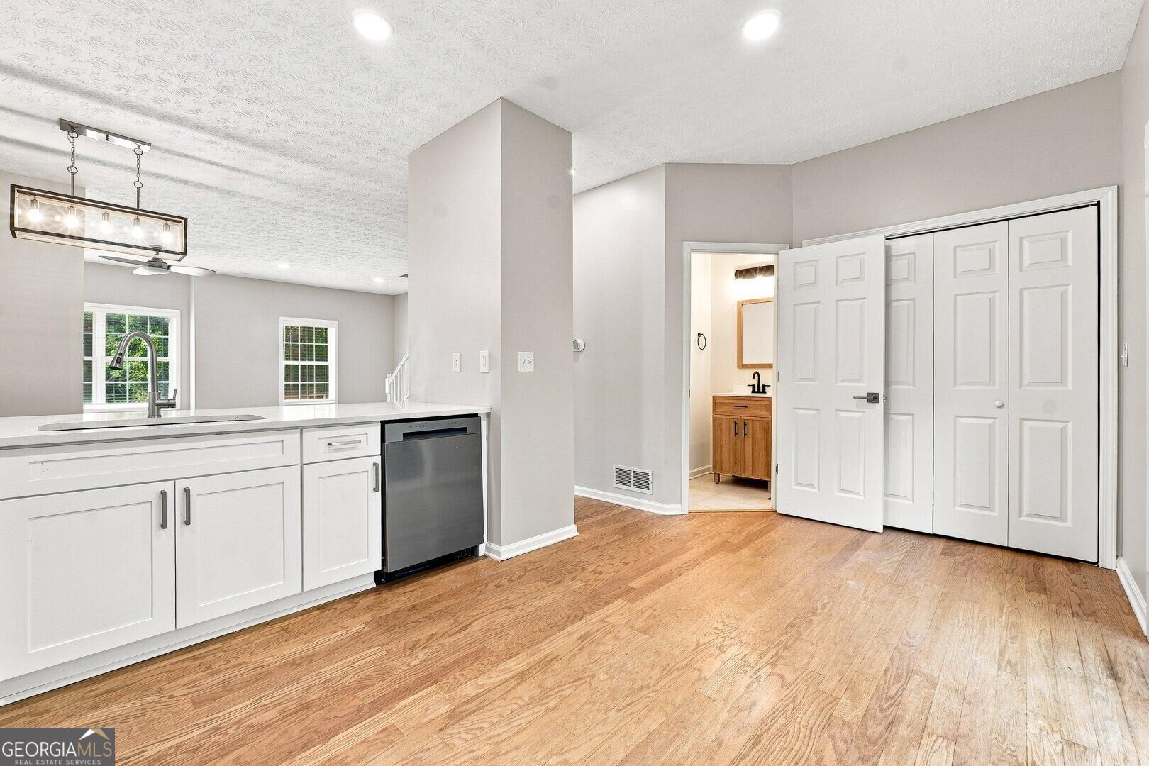 3684 Lantern Walk Lane Property Photo 19