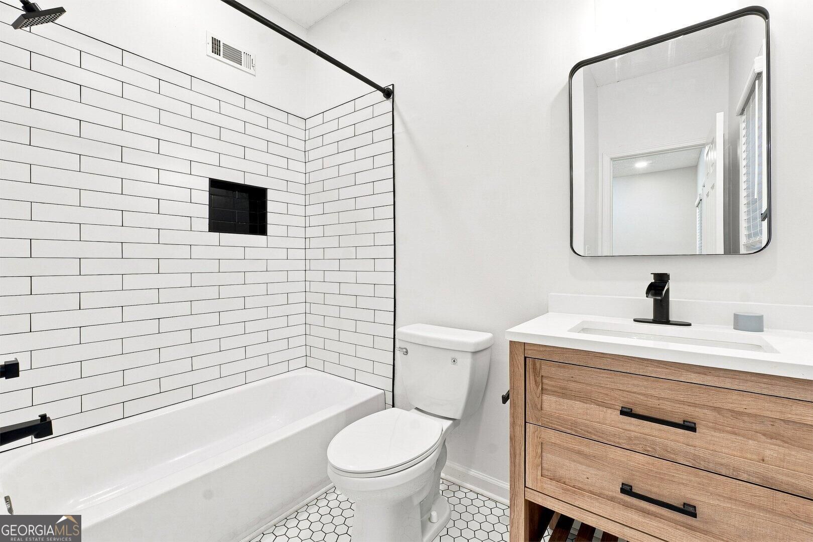 3684 Lantern Walk Lane Property Photo 47