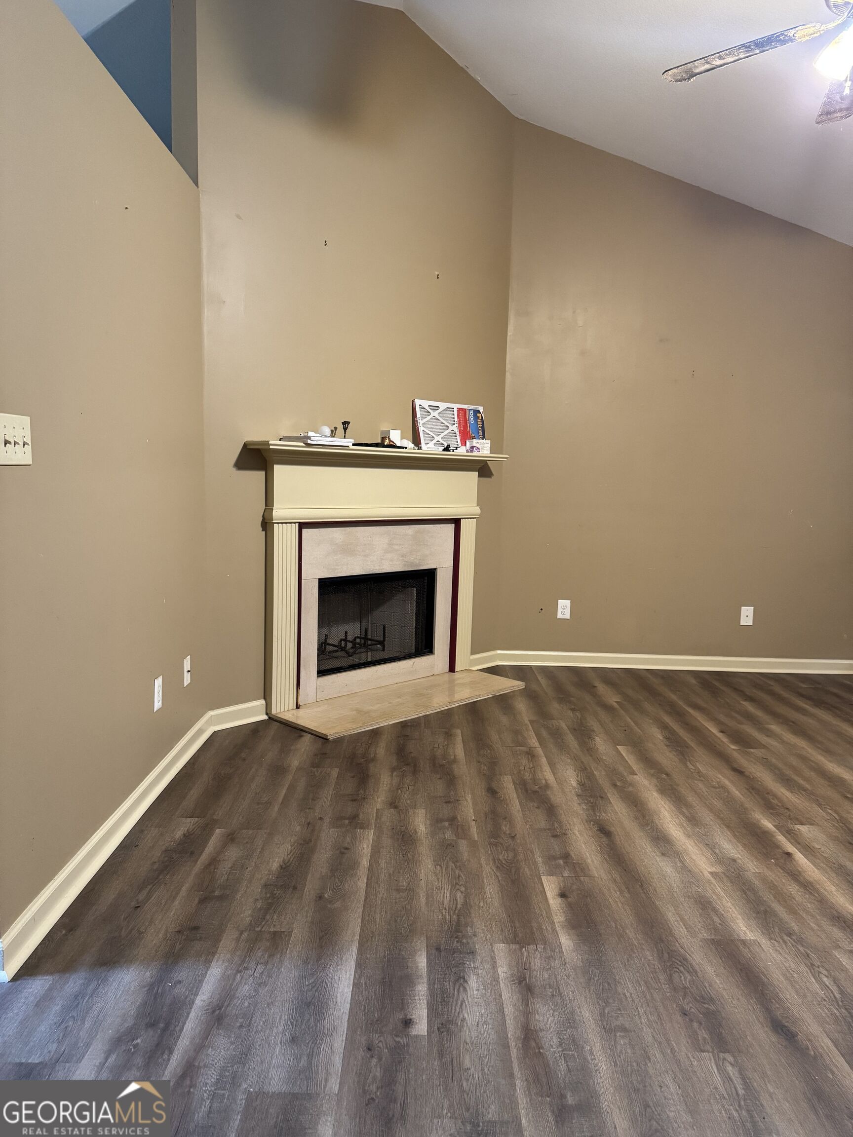 112 Wilder Way Property Photo 5