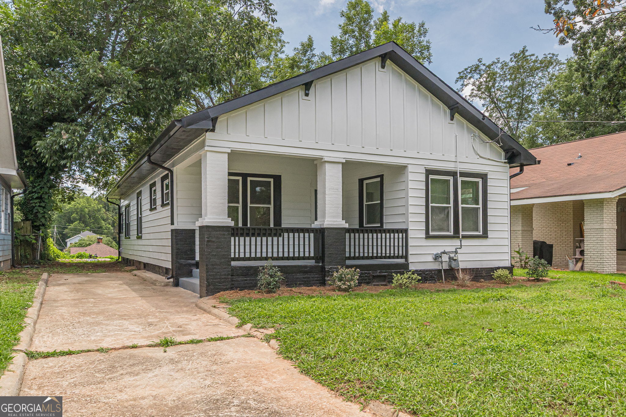 1236 Avon Avenue SW Property Photo 1