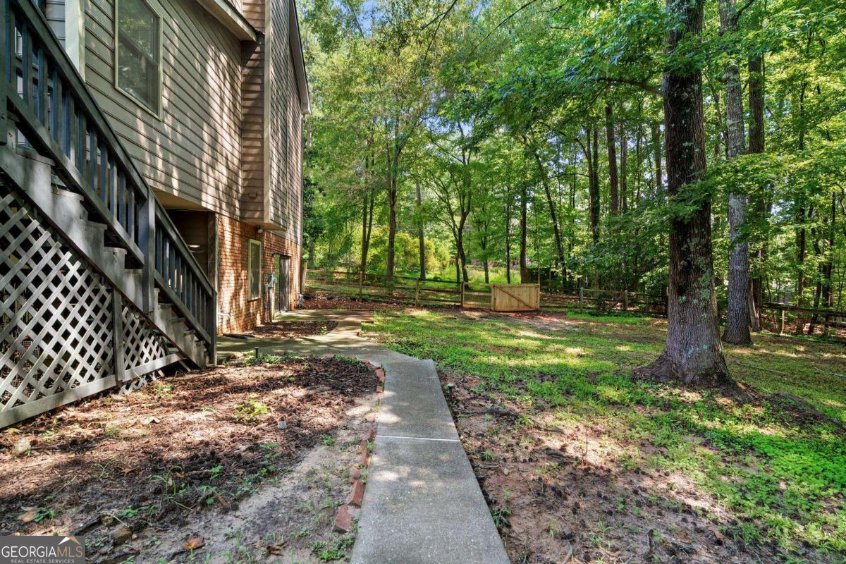 10560 Haynes Bridge Road Property Photo 40