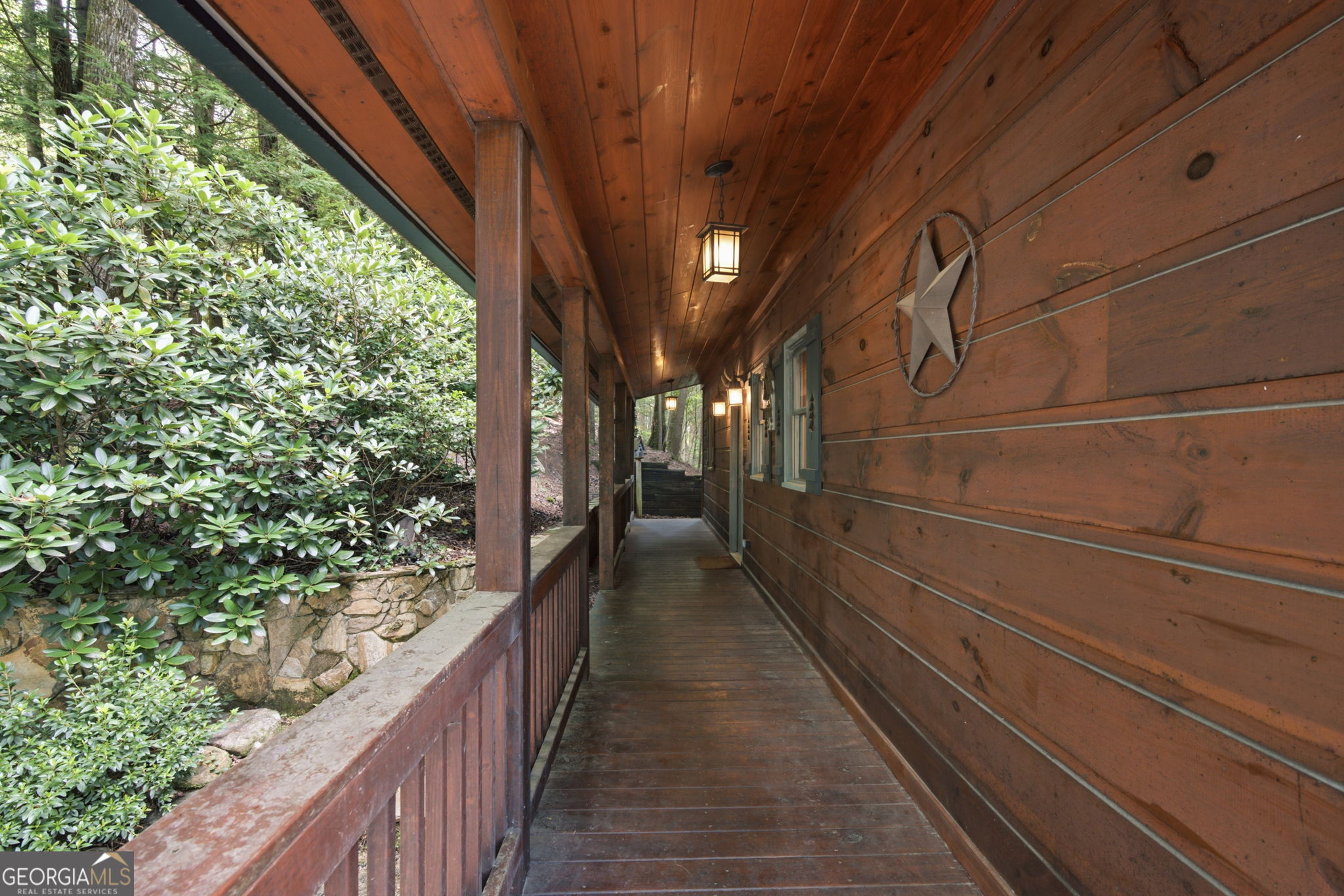 464 Whispering Pine Lane Property Photo 9