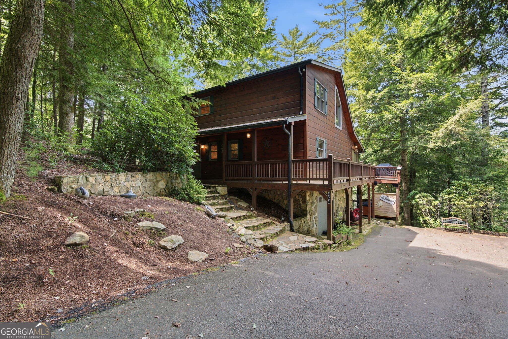 464 Whispering Pine Lane Property Photo 49