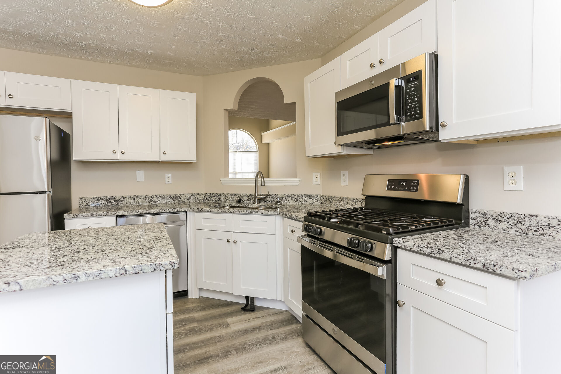 1600 Beech Grove Drive Property Photo 12