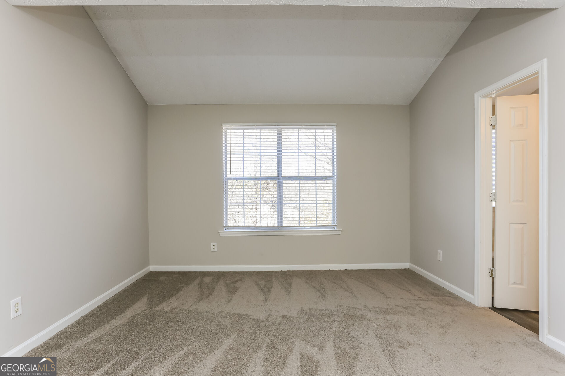 1600 Beech Grove Drive Property Photo 14