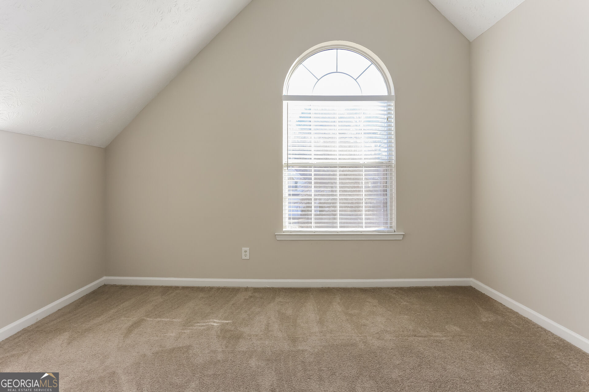 1600 Beech Grove Drive Property Photo 17