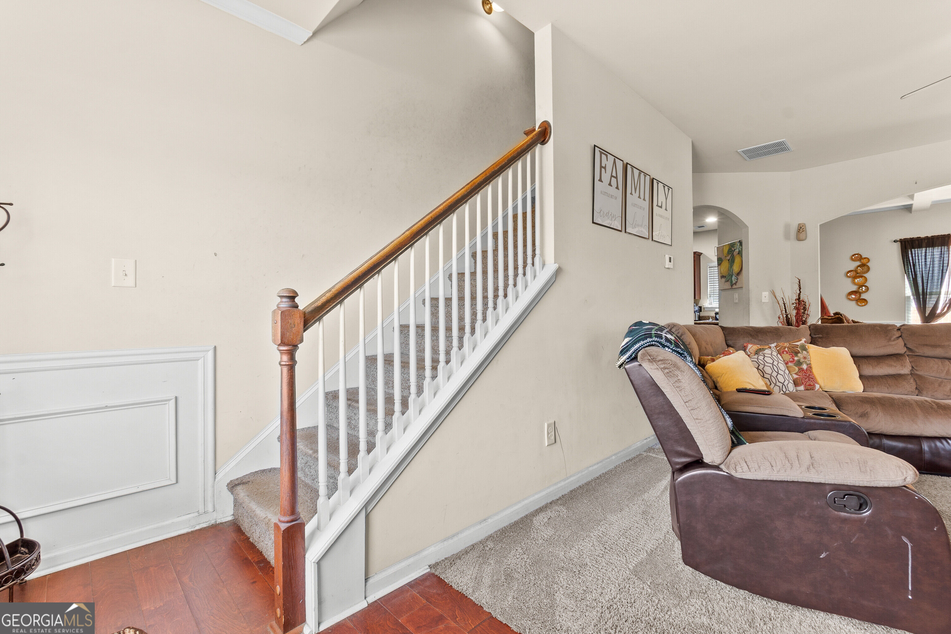 610 Regatta Drive Property Photo 6