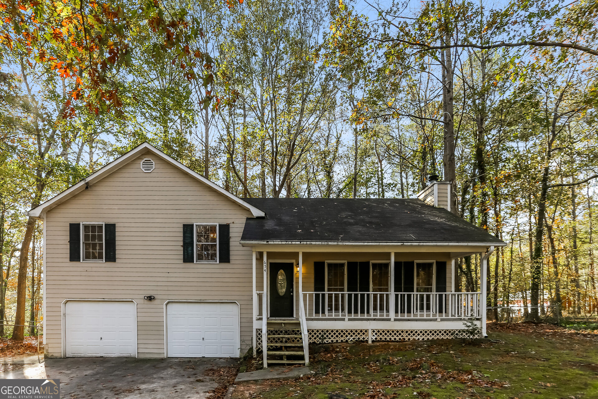 654 Ladora Drive Property Photo 1
