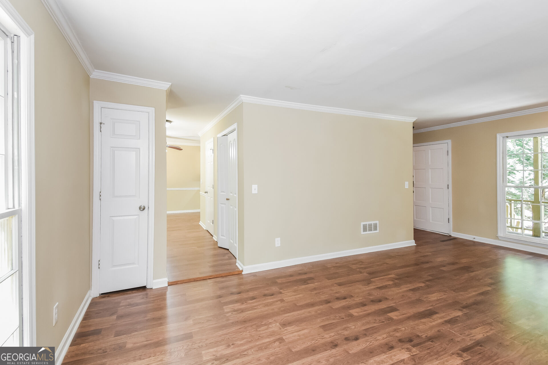3801 Stonewall Drive Nw Property Photo 7