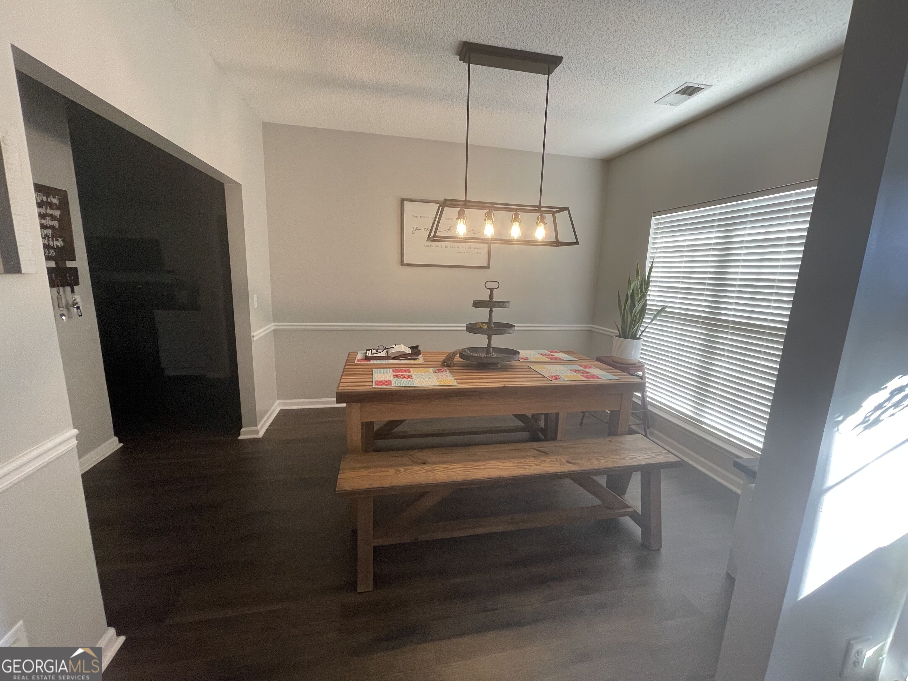 205 Stagecoach Pass Property Photo 11