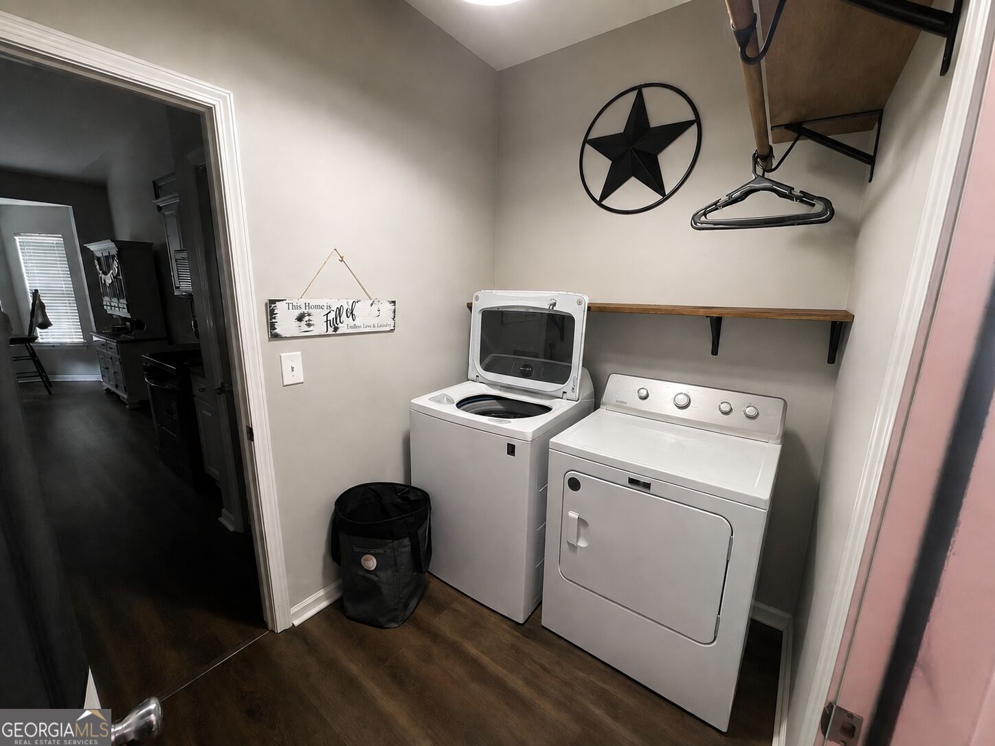 205 Stagecoach Pass Property Photo 27
