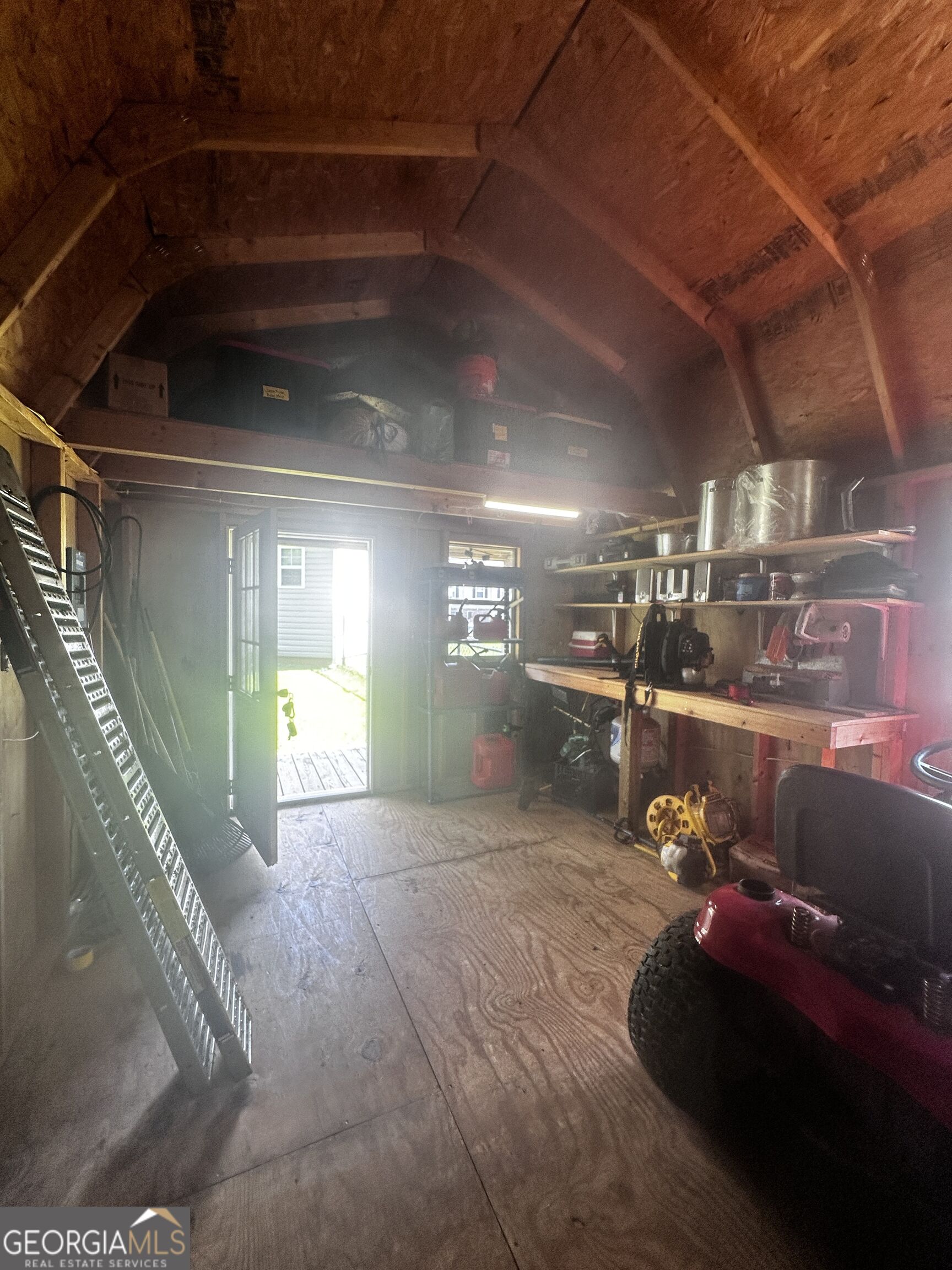 205 Stagecoach Pass Property Photo 34
