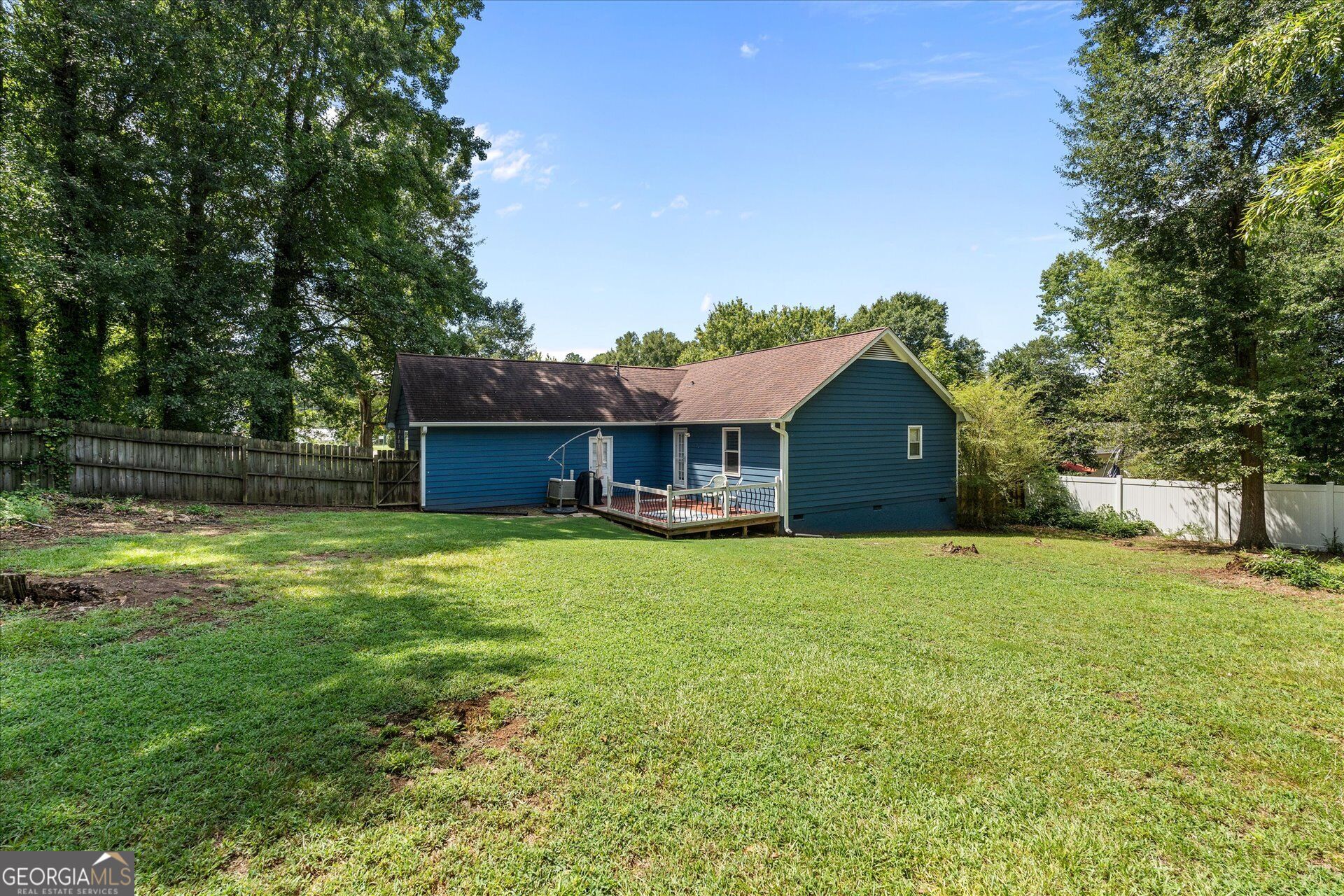 101 Mallard Lane Property Photo 3
