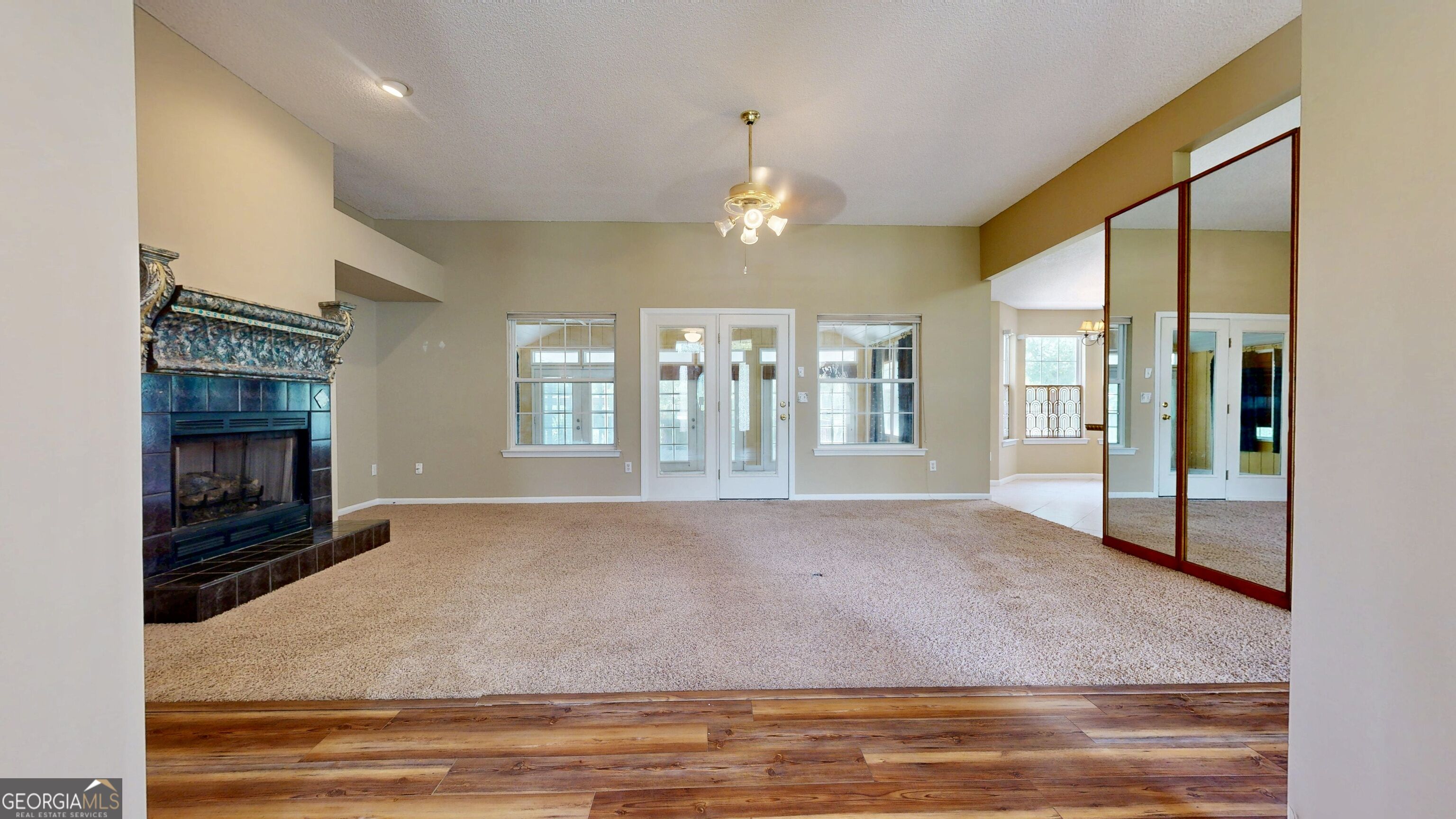 3473 Robin Ridge Property Photo 2