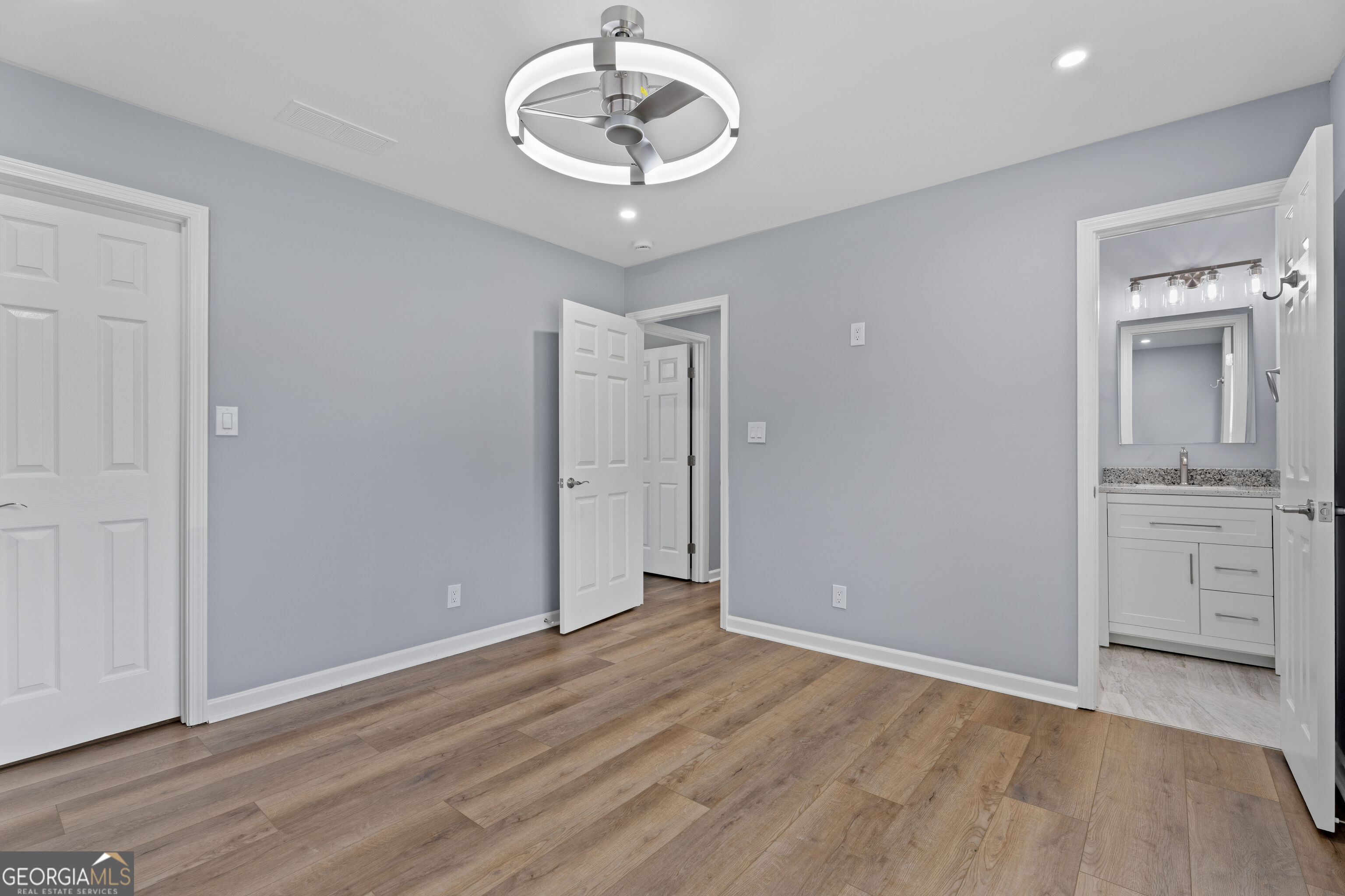 2855 Haddon Drive Property Photo 11