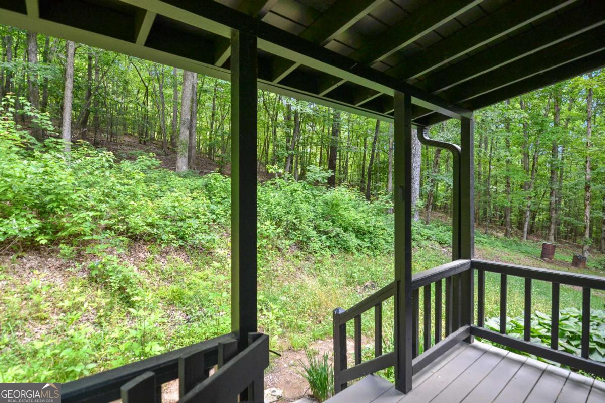 136 Fox Run Drive Property Photo 45