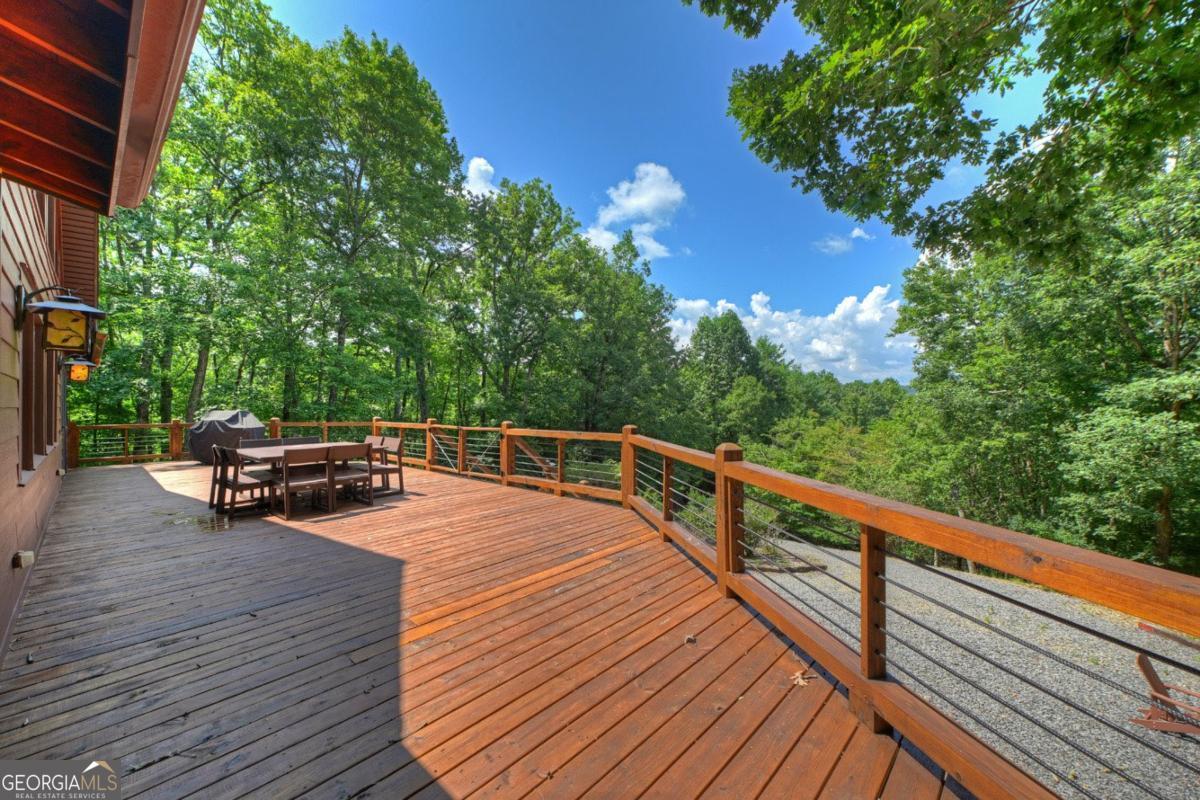 85 Squirrel Chase Property Photo 18