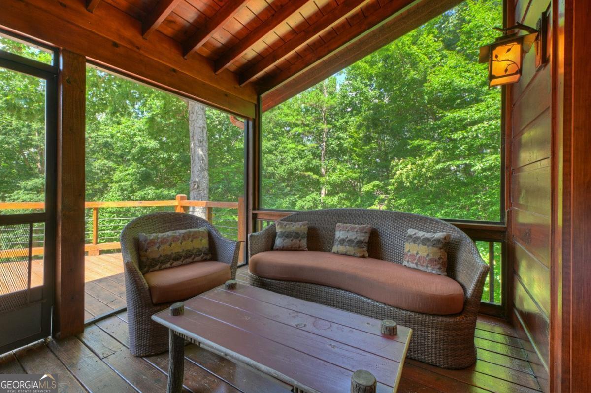 85 Squirrel Chase Property Photo 23