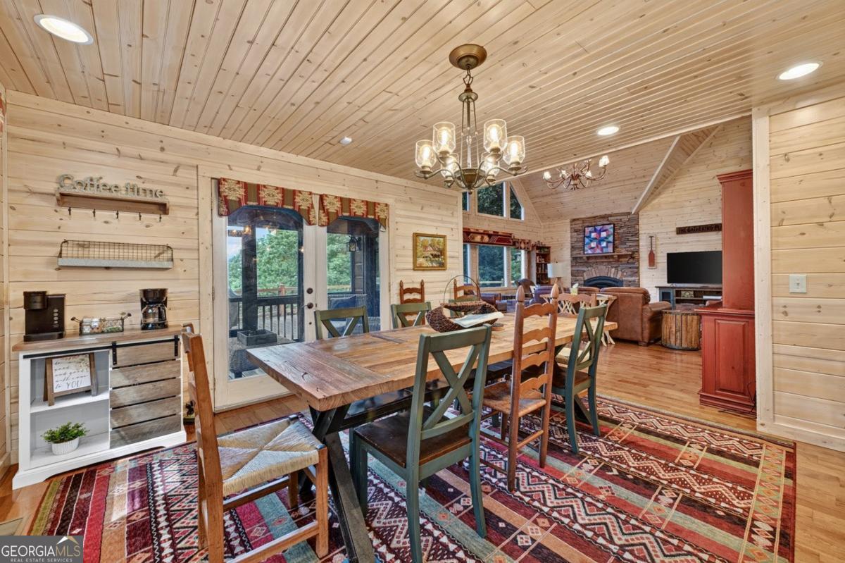 85 Squirrel Chase Property Photo 30